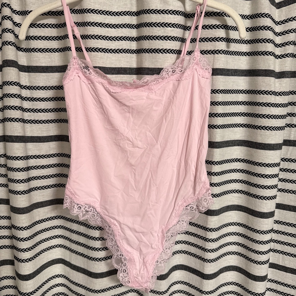 Kato bodysuit size small